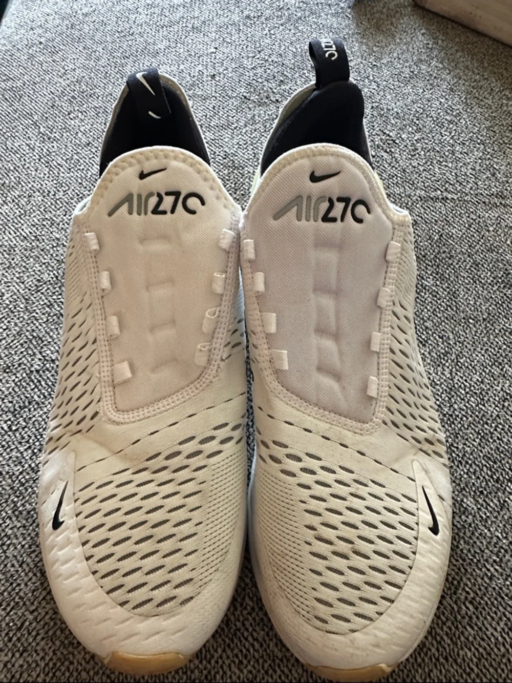 Nike Men’s White and Black Air Max 270 Slip-On Sneakers - Picture 2 of 6